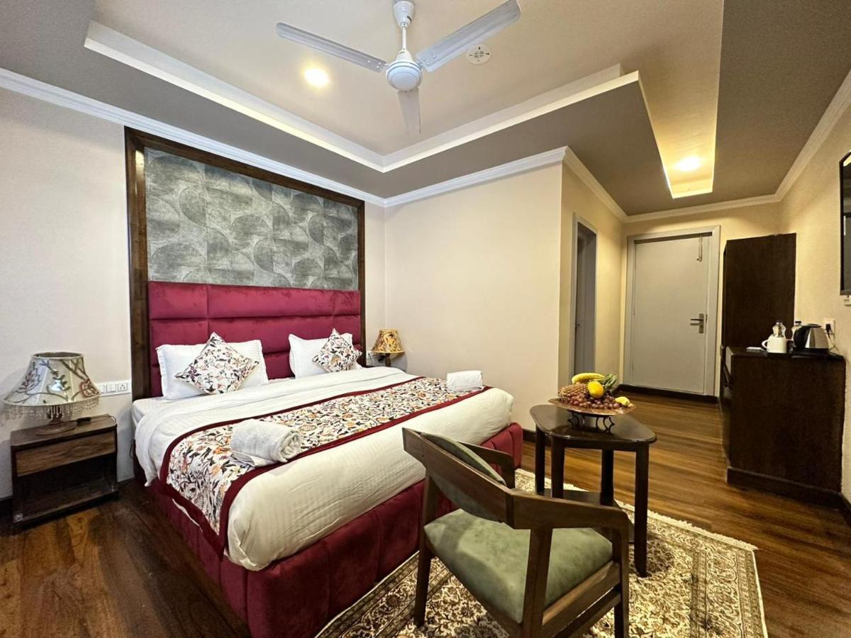 Srinagar Group Of Hotels Exterior foto