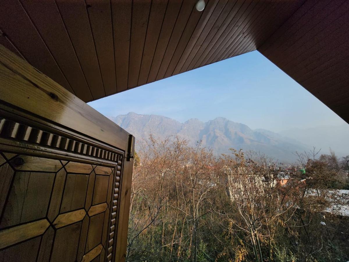 Srinagar Group Of Hotels Exterior foto