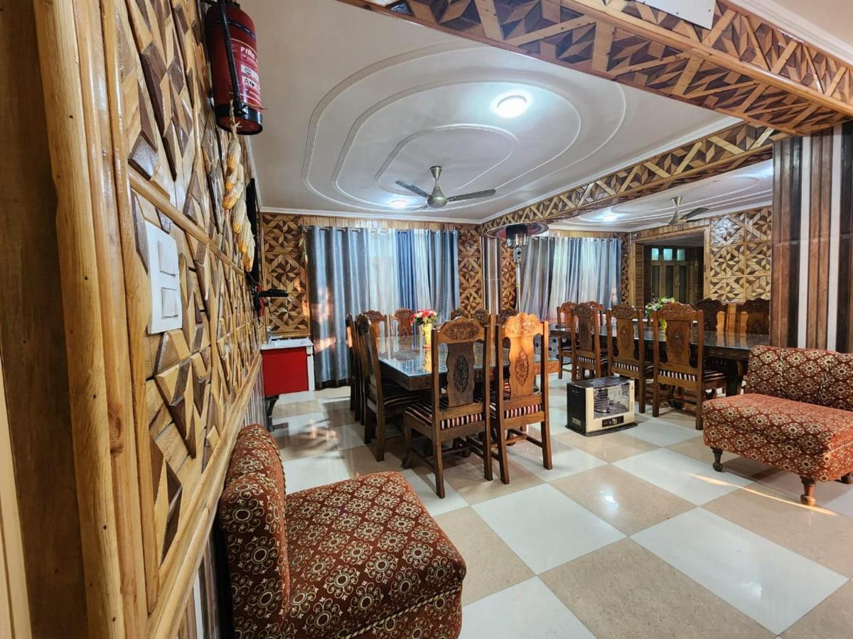 Srinagar Group Of Hotels Exterior foto